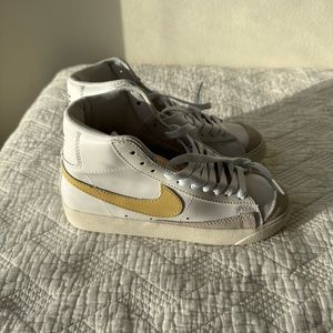 Blazer Sneaker